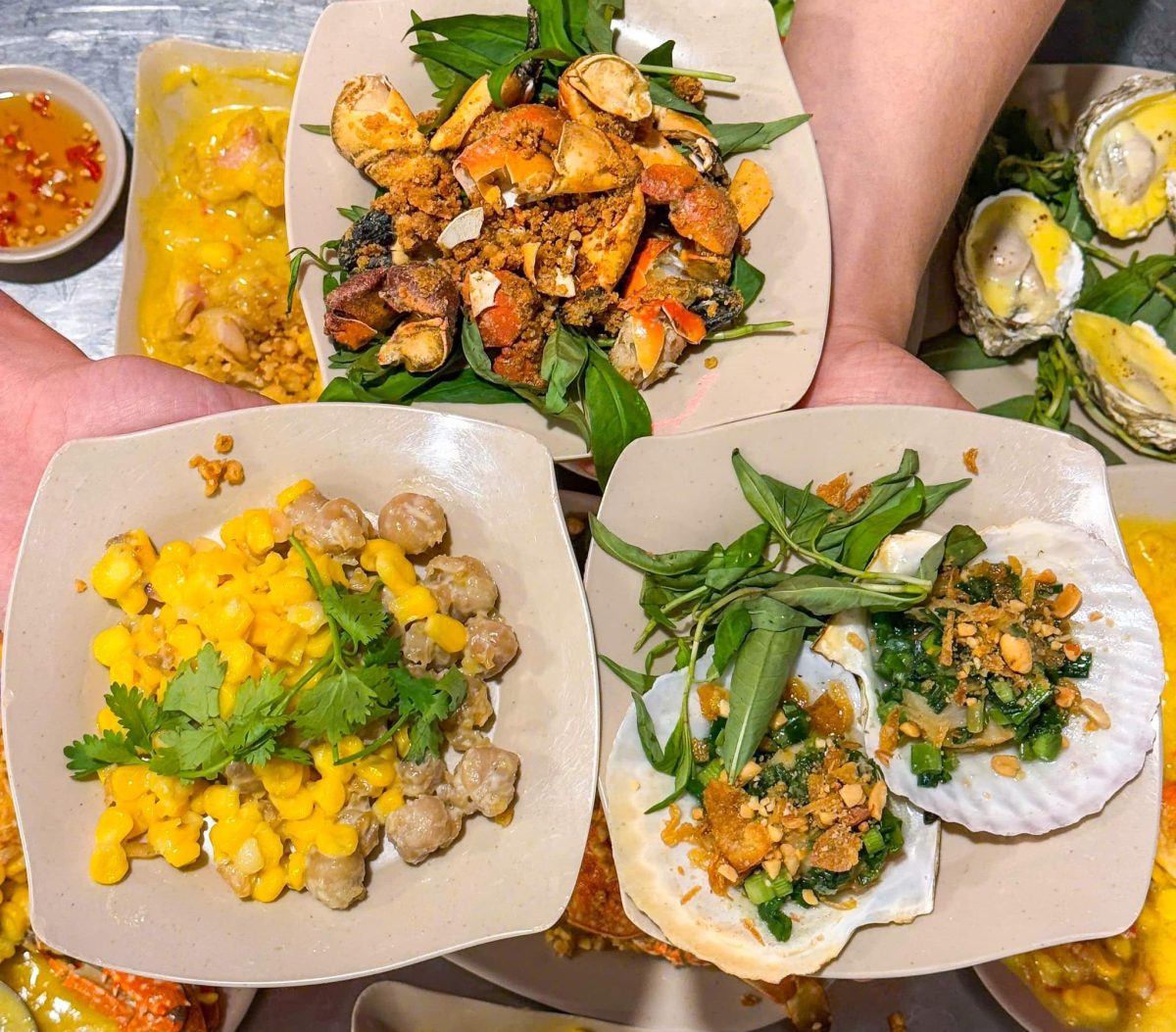 Quán Ốc Bình - Quán ốc núp hẻm ngon ở Vũng Tàu.